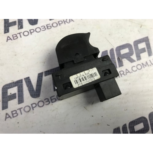 Кнопки стеклоподъемника правая сторона Fiat Punto 3 2005-2018 735471508